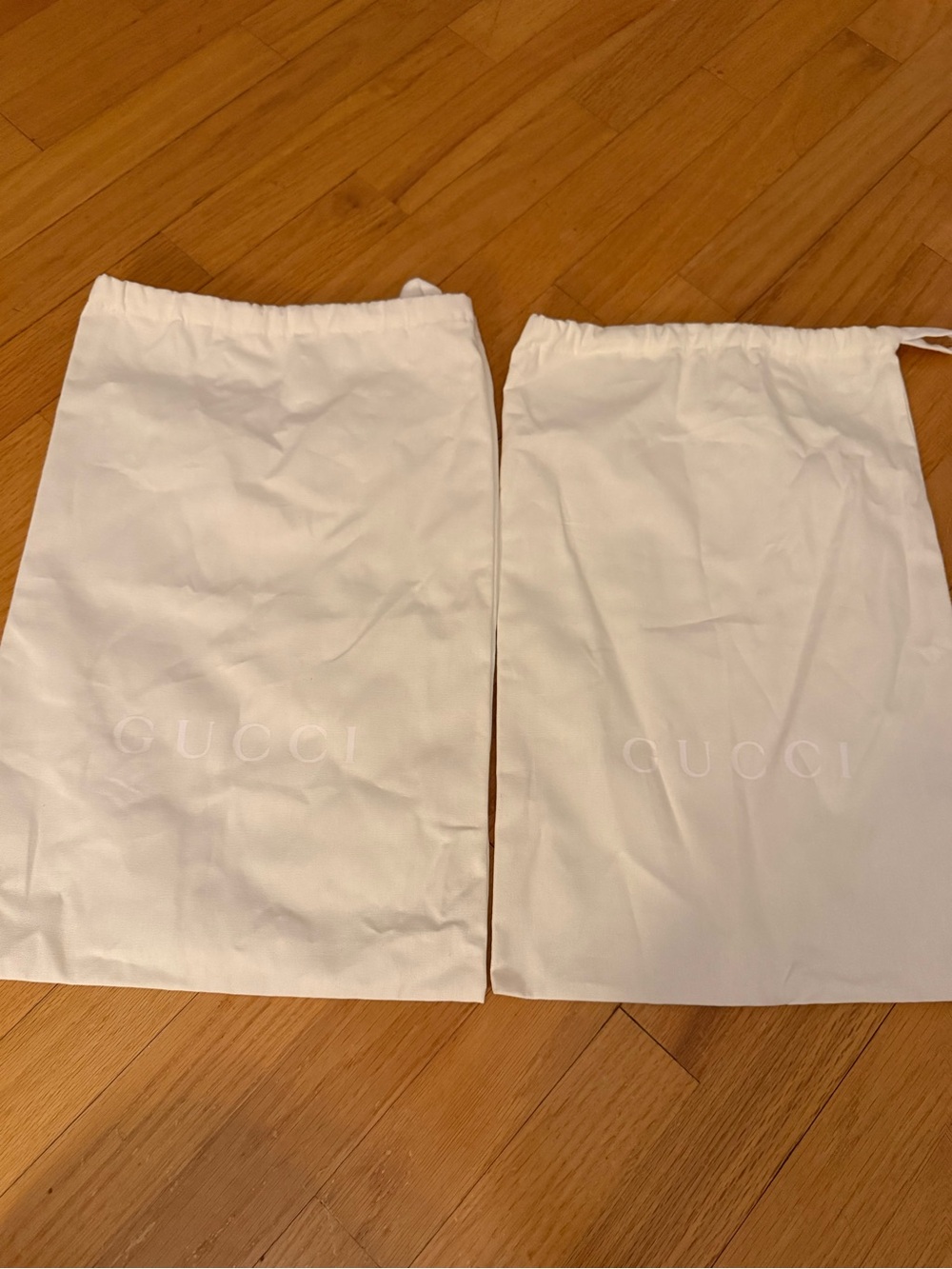 Gucci 2 dust bags unisex New